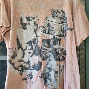 Magnolia Pearl T-Shirt Cat Collage
